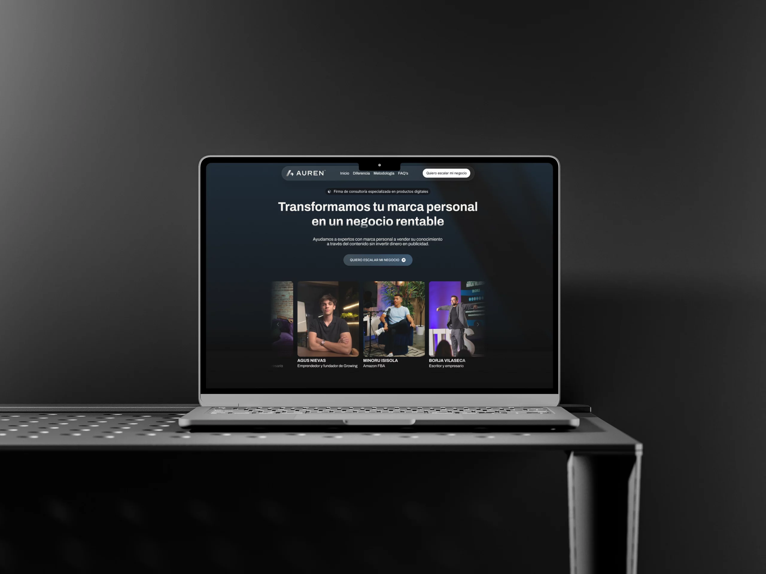 Diseño web corporativo para Auren en MacBook Pro